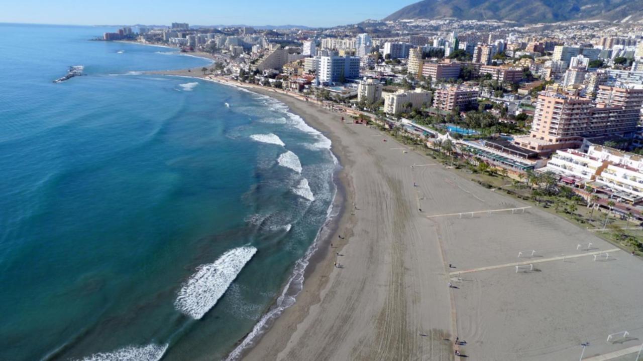 Precioso Estudio Frente Al Mar Con Piscina Бенальмадена Екстер'єр фото